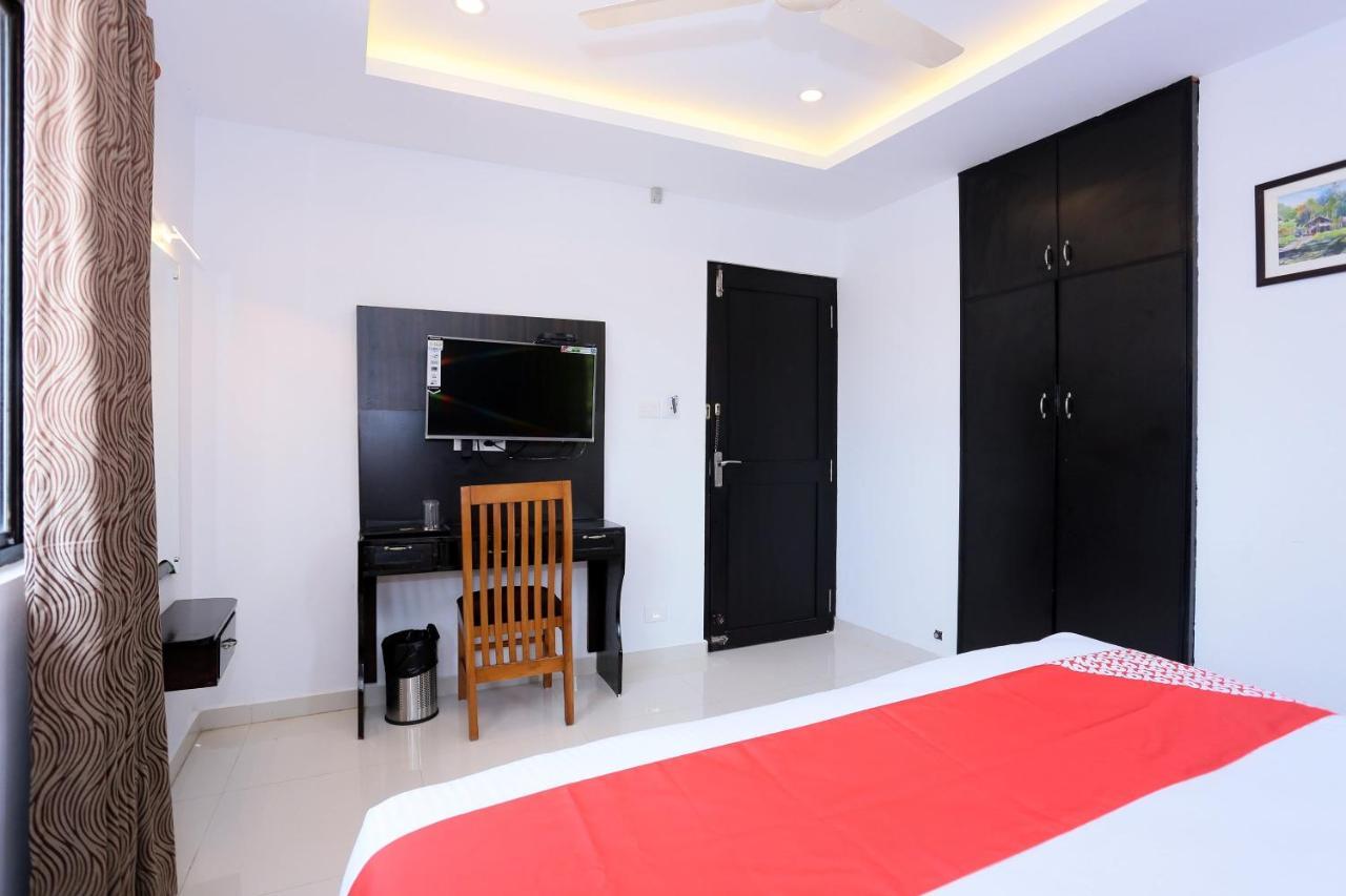 Capital O 61059 Green Life Hotell Kochi Eksteriør bilde