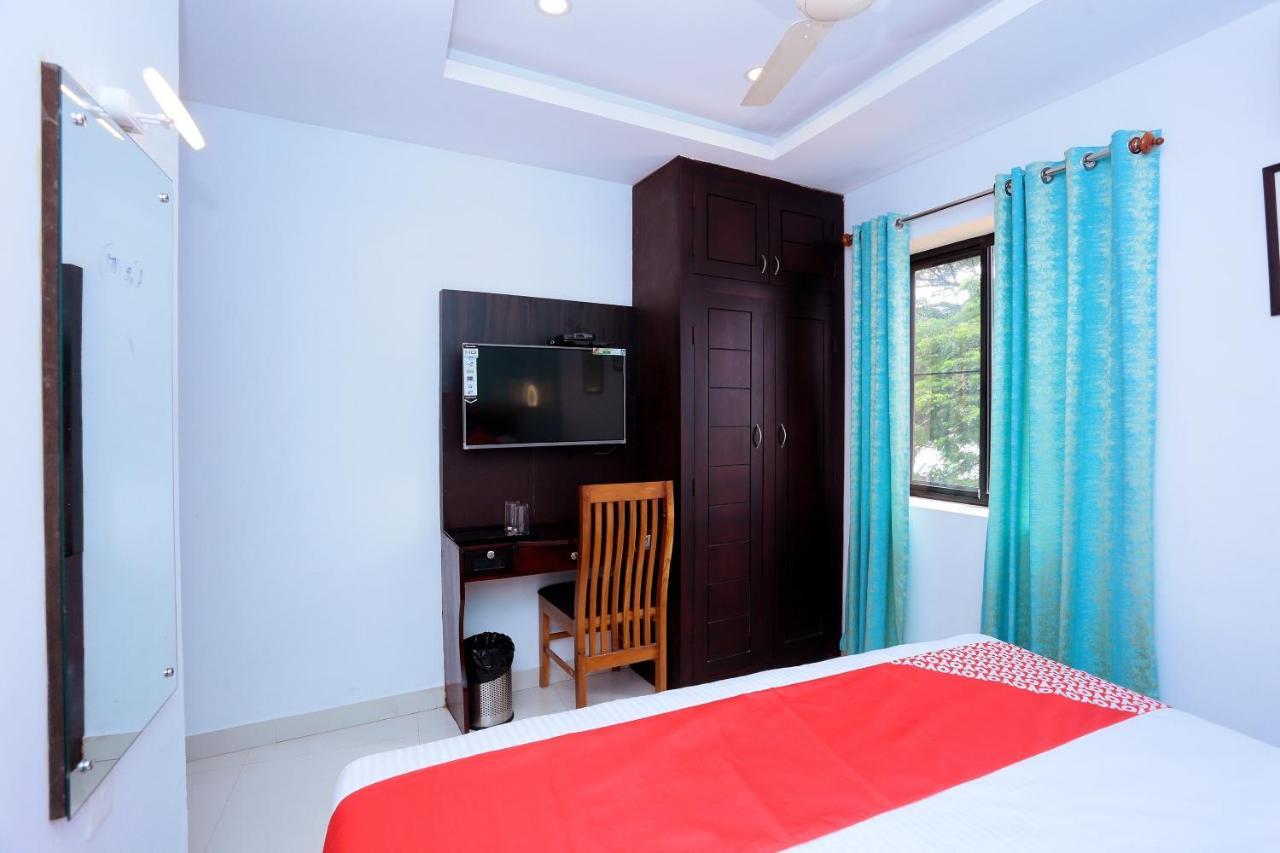 Capital O 61059 Green Life Hotell Kochi Eksteriør bilde