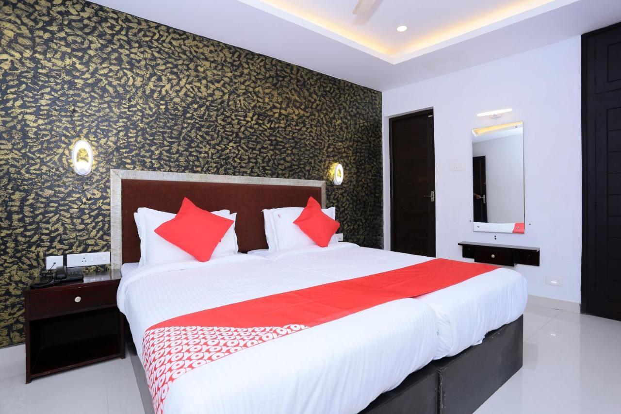 Capital O 61059 Green Life Hotell Kochi Eksteriør bilde